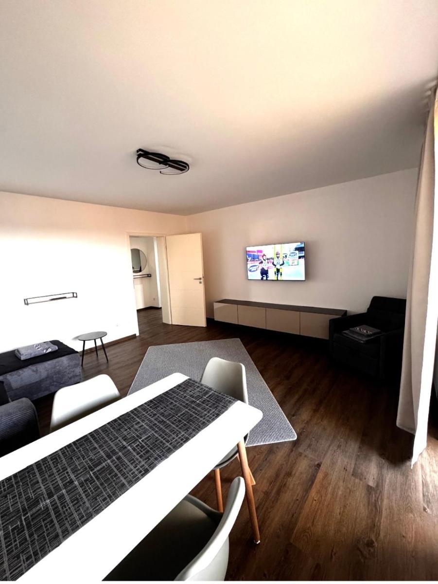 Gesamte Unterkunft 2 Zimmer Wohnung in Isernhagen - Housity