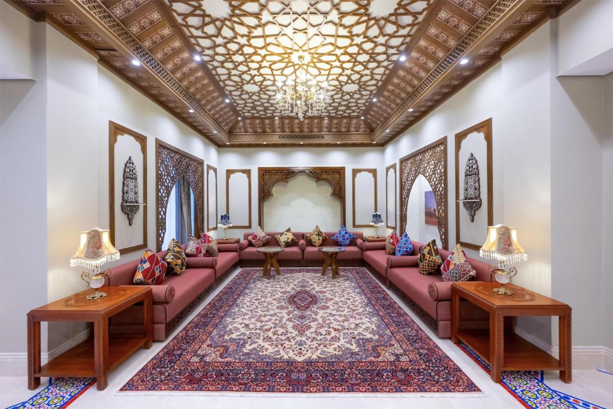 Hilton Garden Inn Al Khobar King Fahd Causeway - Housity
