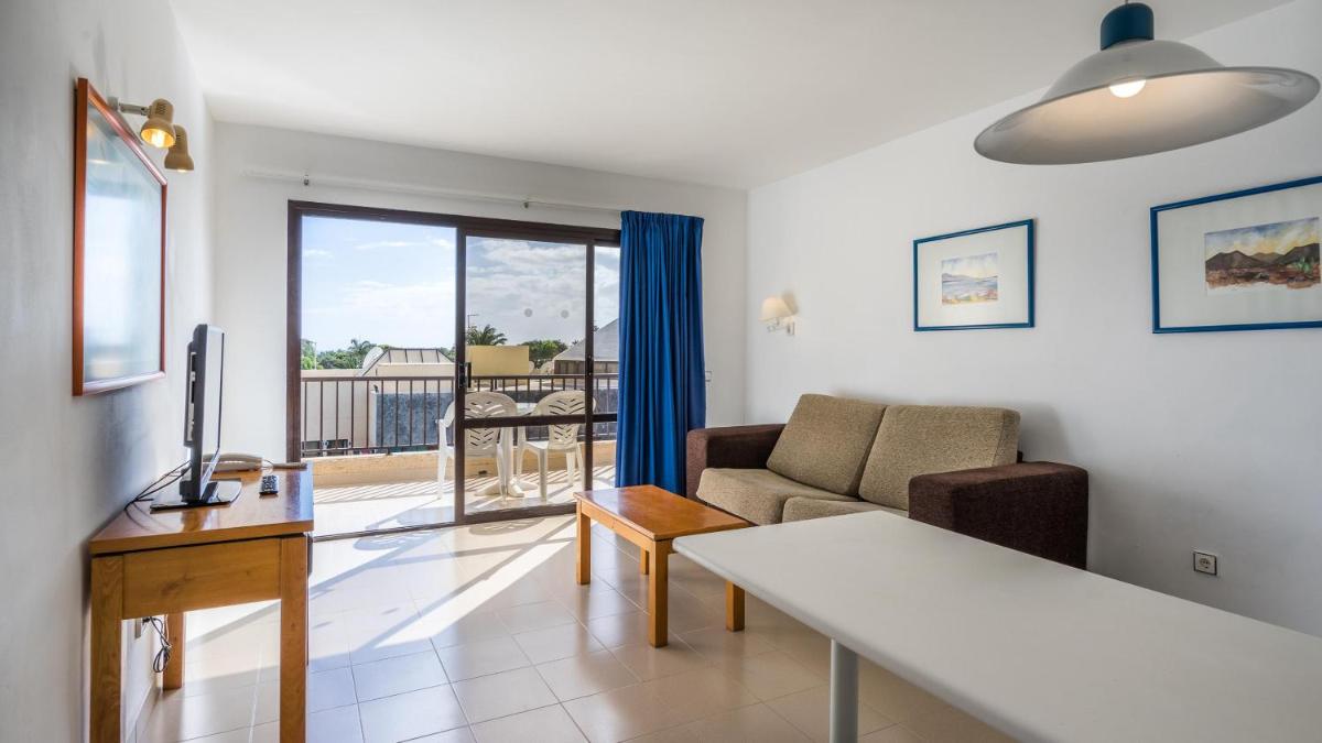 BLUESEA Costa Teguise Gardens - Housity