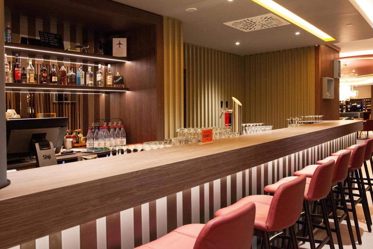 Hampton By Hilton Stuttgart Airport - Housity