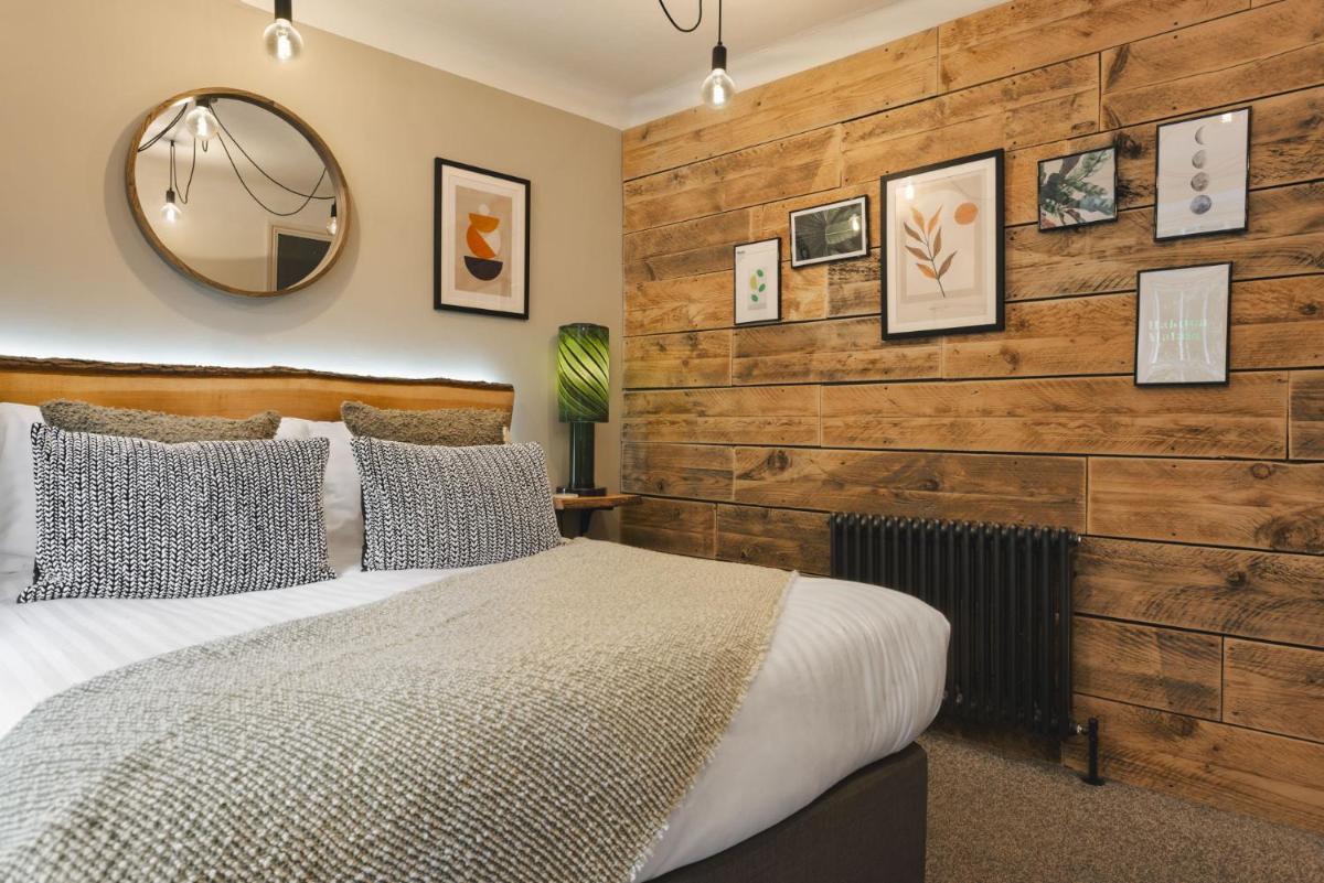 Windermere Central Hotel - Central Lake District Unmanned Hotel in Windermere - Housity