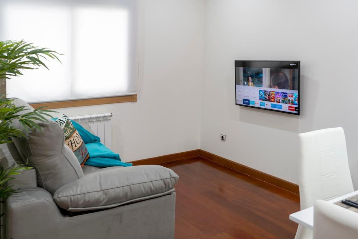 PRECIOSO ESTUDIO -CÉNTRICO-GARAJE- MODERNo - Housity