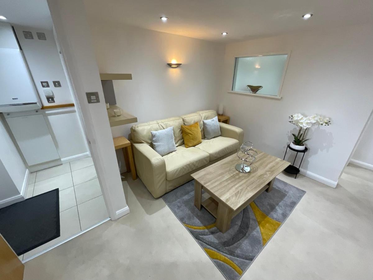 Earle House Serviced Apartments - Housity