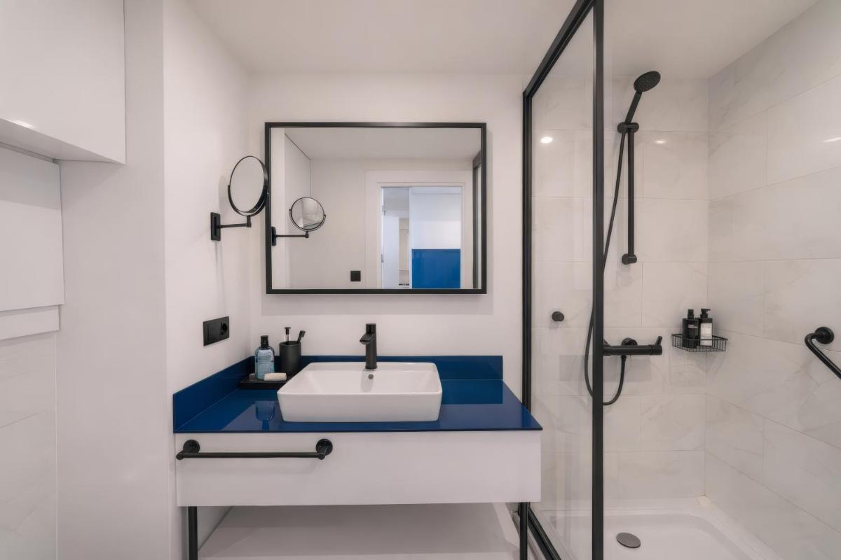 Superior Sea View Aparthotel in Orbi City Batumi - Housity
