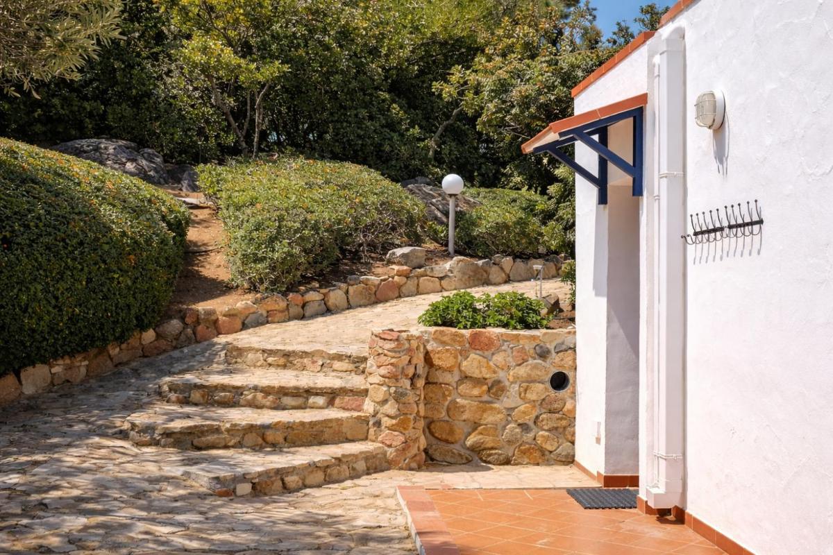 Villa Il Gabbiano a few minutes walk from the sea - Housity