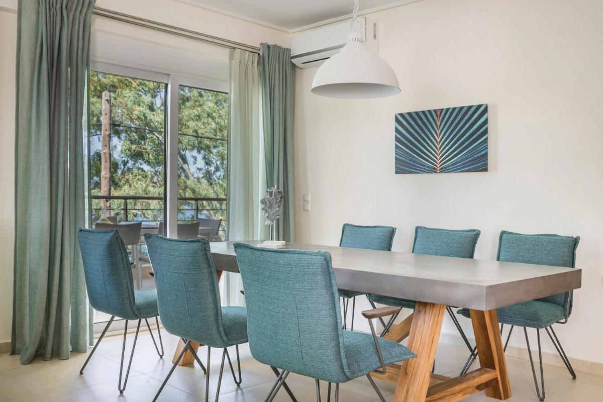 Deluxe Kefalonia Apartment Apartment Ammos 3 Bedroom Pool Sea View Karavomilos - Housity