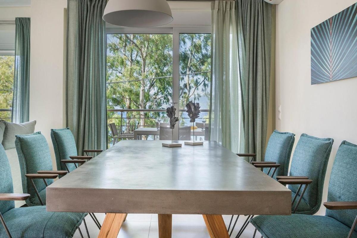 Deluxe Kefalonia Apartment Apartment Ammos 3 Bedroom Pool Sea View Karavomilos - Housity