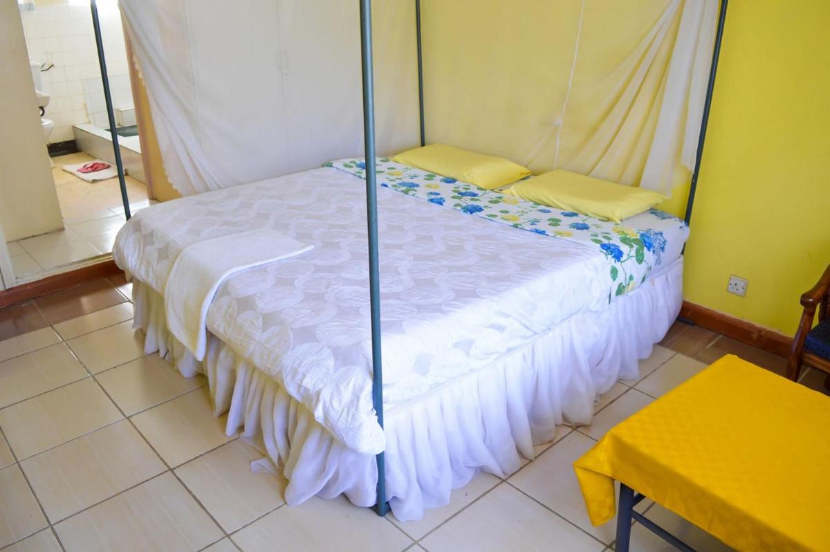 West Park Hotel - Housity