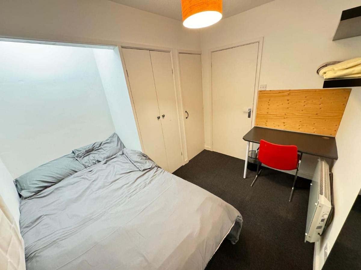 Home in Cheltenham - Housity