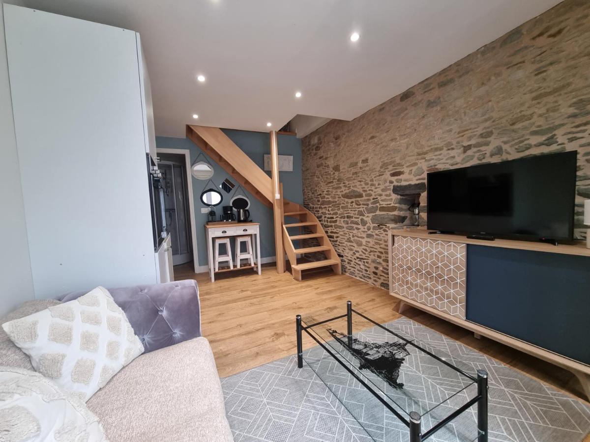 Au Mont Pour Deux - Housity