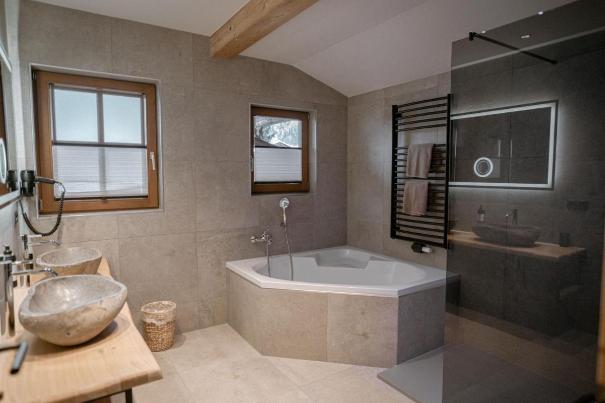 Brugger ChaletDorf - Housity