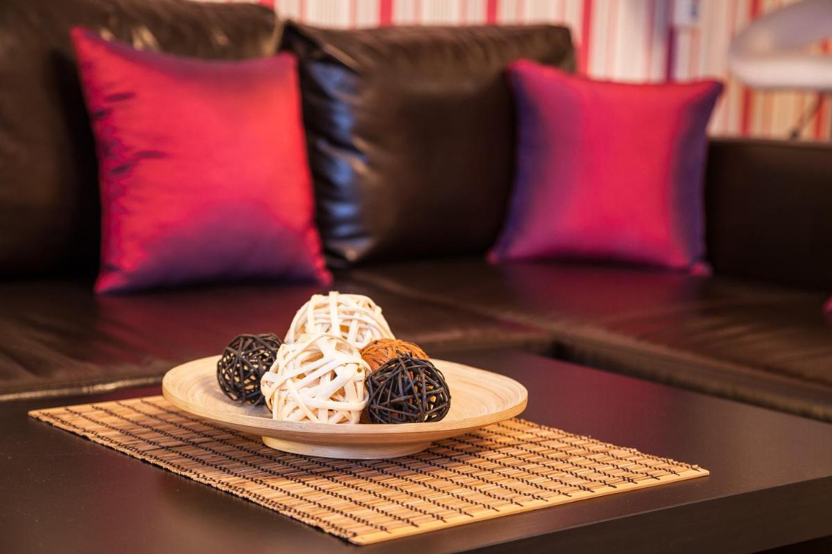 Yolki Apartments - Housity