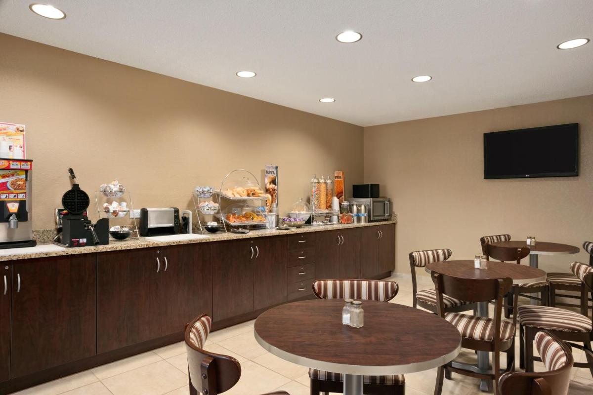 Microtel Inn & Suites By Wyndham Mineral Wells/Parkersburg - Housity