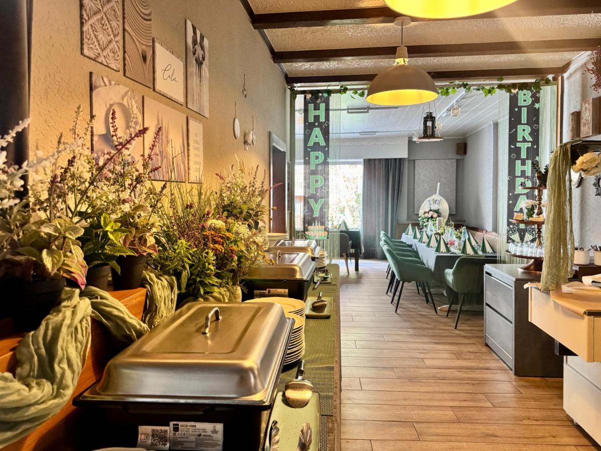 Pension Restaurant Luna - Housity