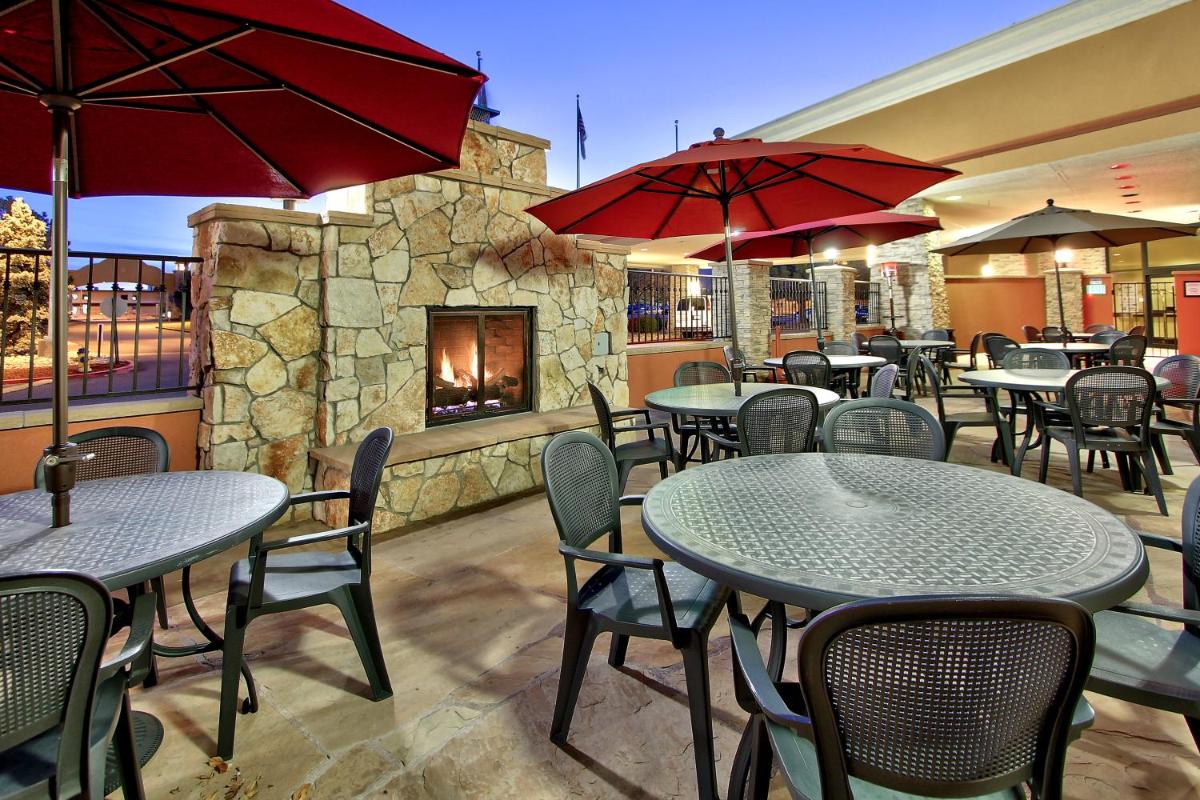 Alta Hotel - Housity