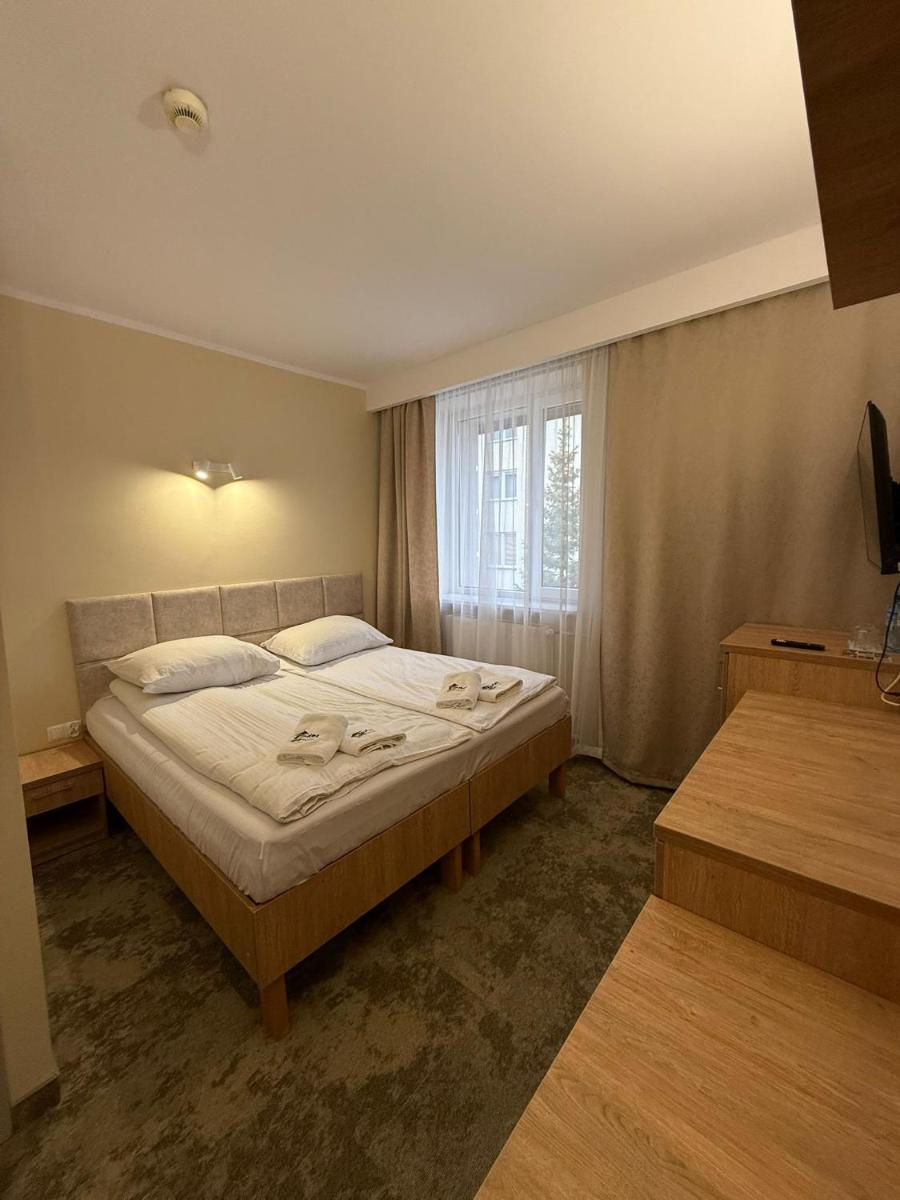 Hotel TM - Housity