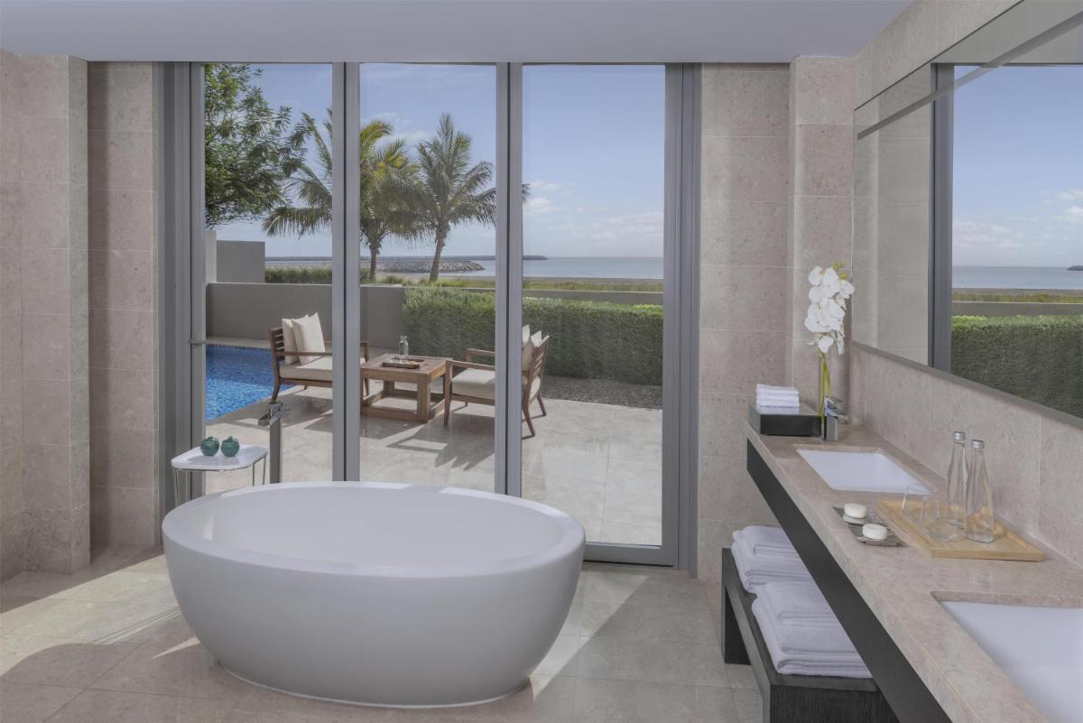 Kempinski Hotel Muscat - Housity