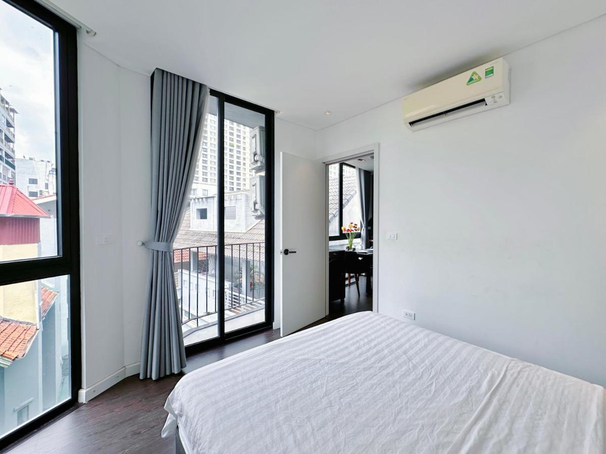 Hanoi Home 3 - Luxury Apartment in Tay Ho street - Hizvo