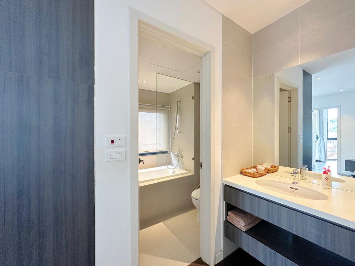 Hanoi Home 3 - Luxury Apartment in Tay Ho street - Hizvo