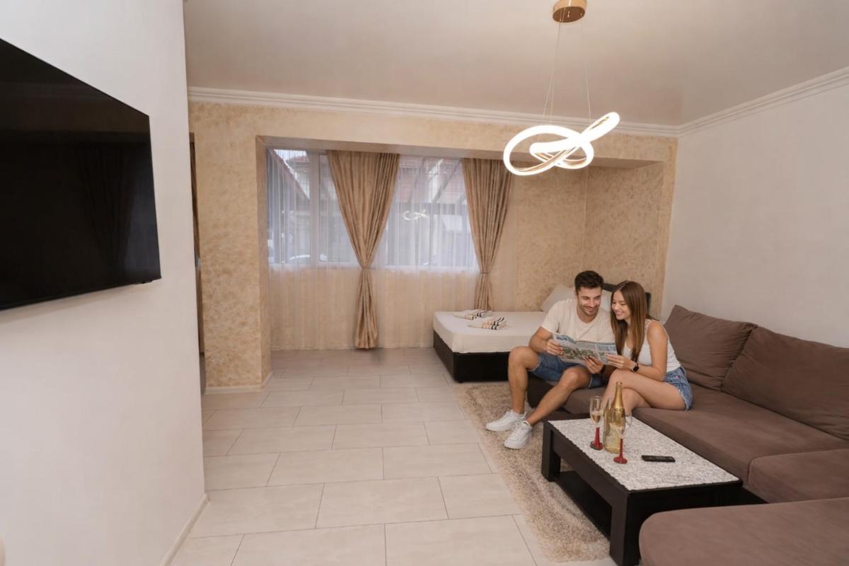 Къща за гости Шарон - Housity