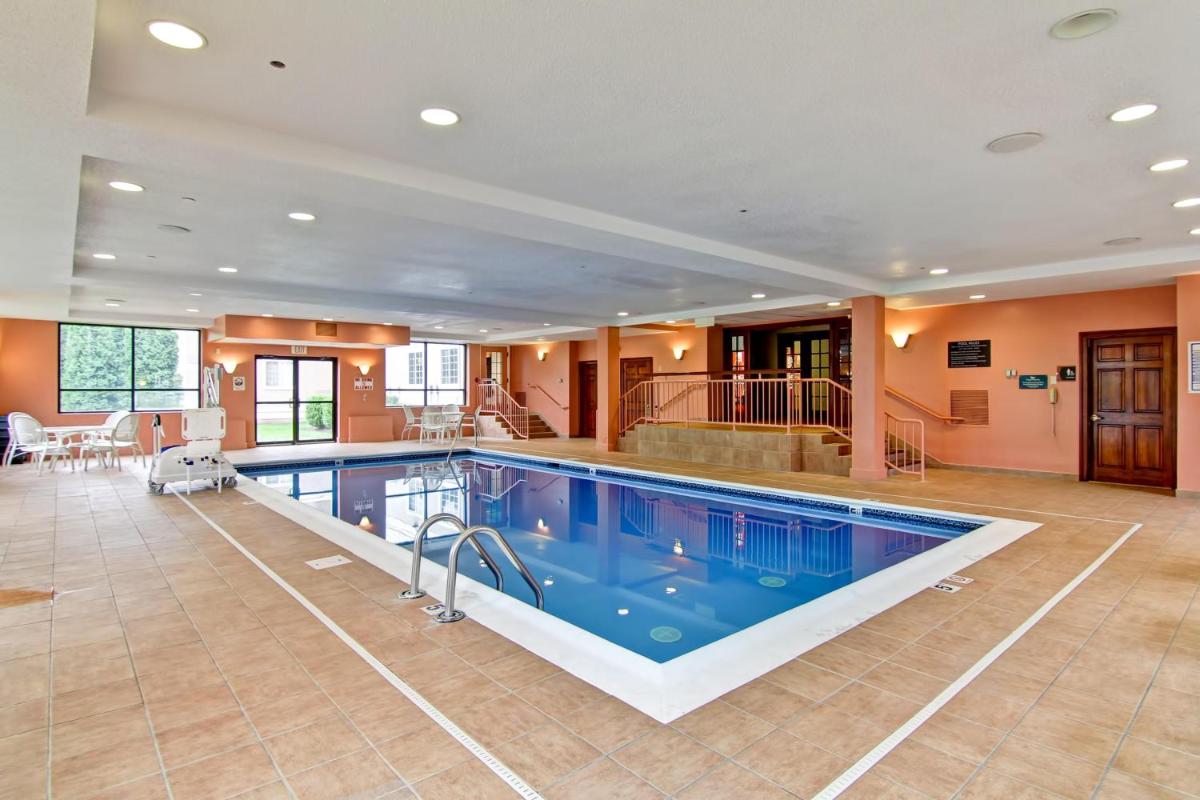 Homewood Suites by Hilton Stratford - Housity