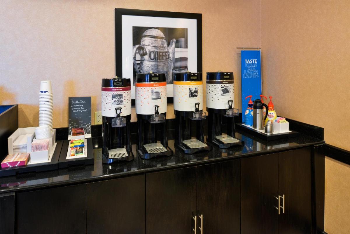 Hampton Inn Pecos - Housity