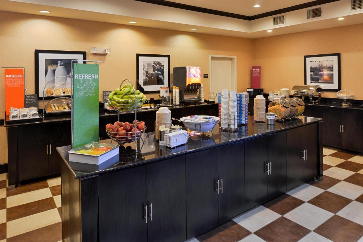 Hampton Inn Pecos - Housity