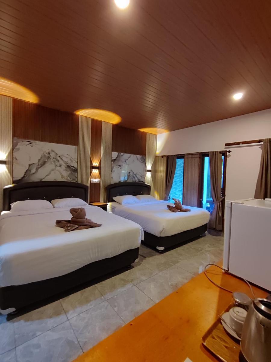 Adila Warung and Homestay - Housity