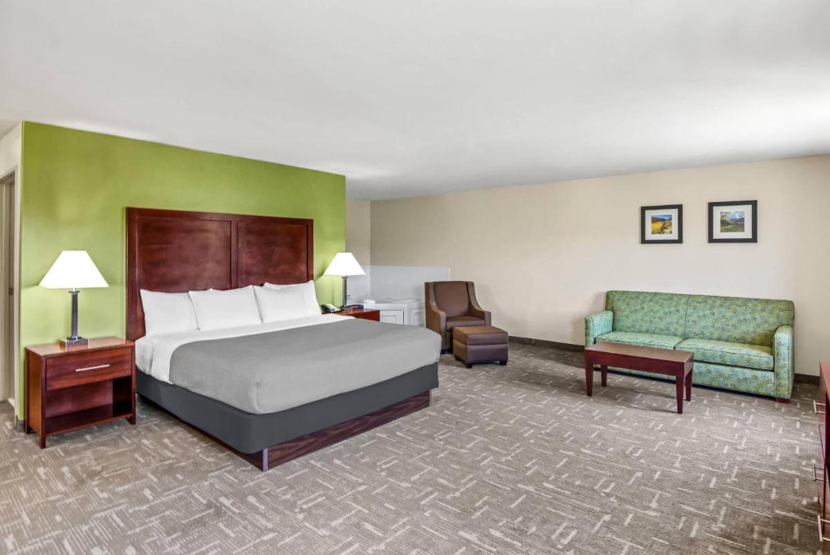 Quality Inn & Suites Vail Valley - Housity