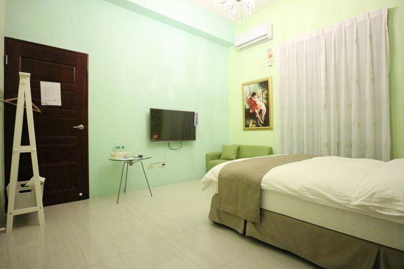 Muses' Fantasy B&B - Housity