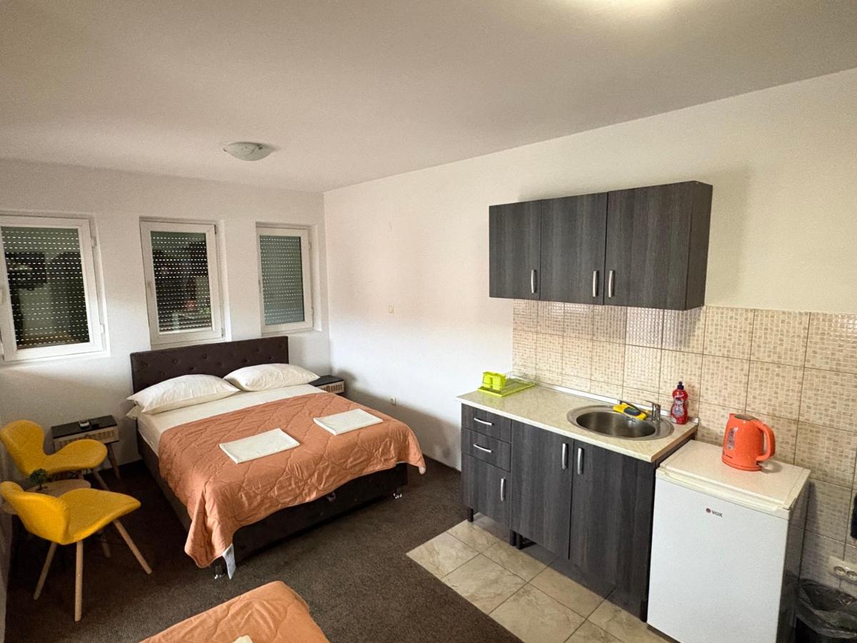 Hotel Avanti - Housity