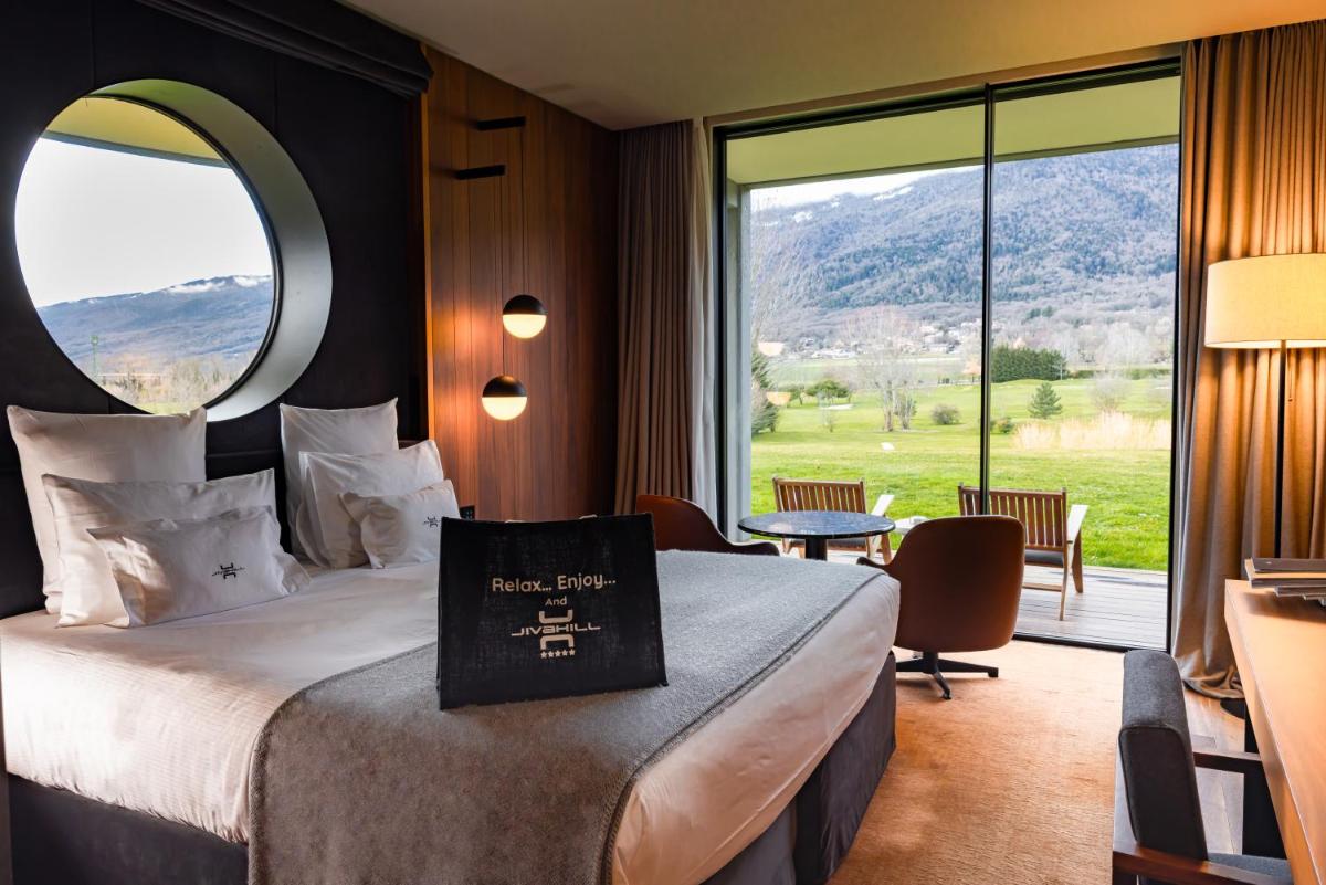 Vue générale sur la montagne ou vue sur la montagne depuis l'hôtel