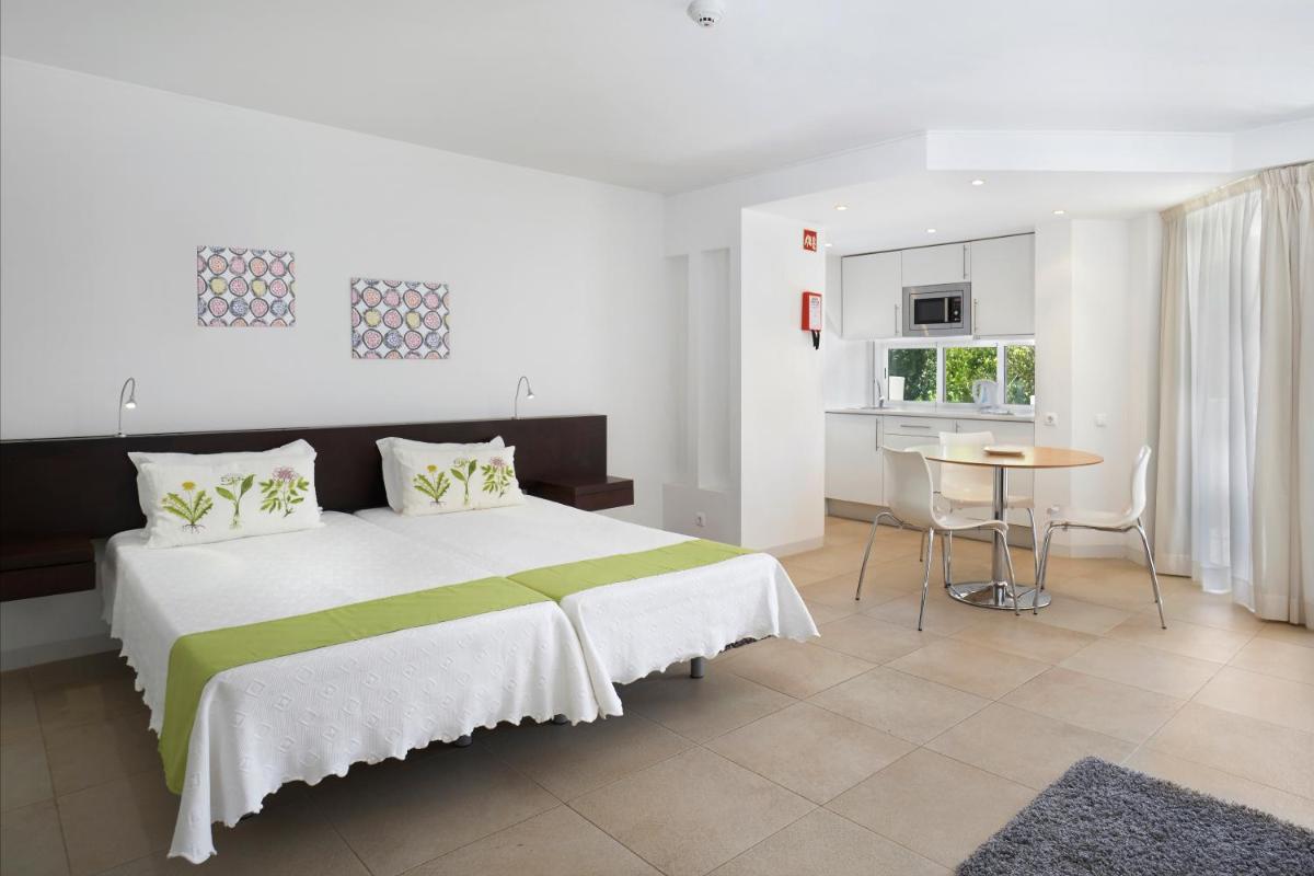 A cozinha ou kitchenette de Golden Club Cabanas