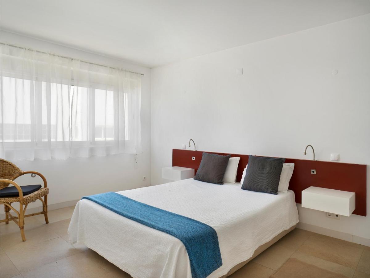 Uma cama ou camas num quarto em Golden Club Cabanas