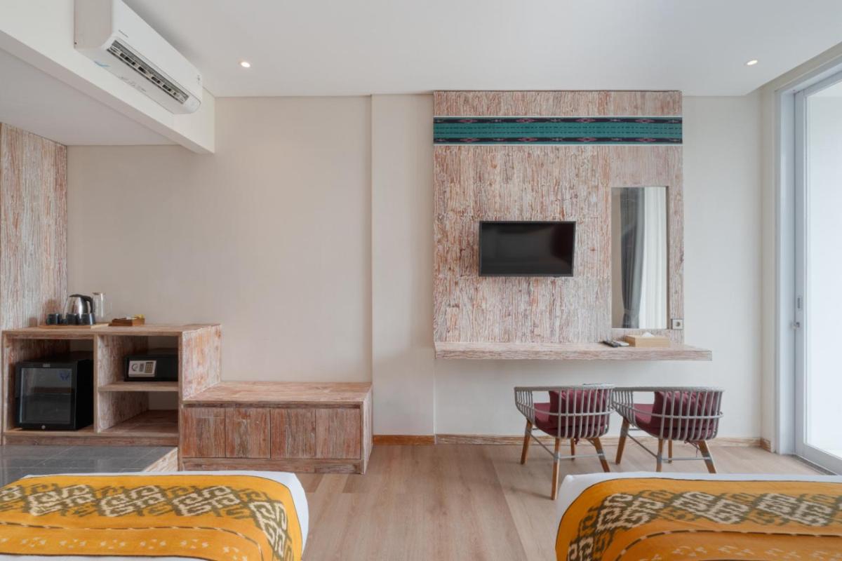 DEJAVU 2.0 HOTEL BAJO KOMODO - Hizvo