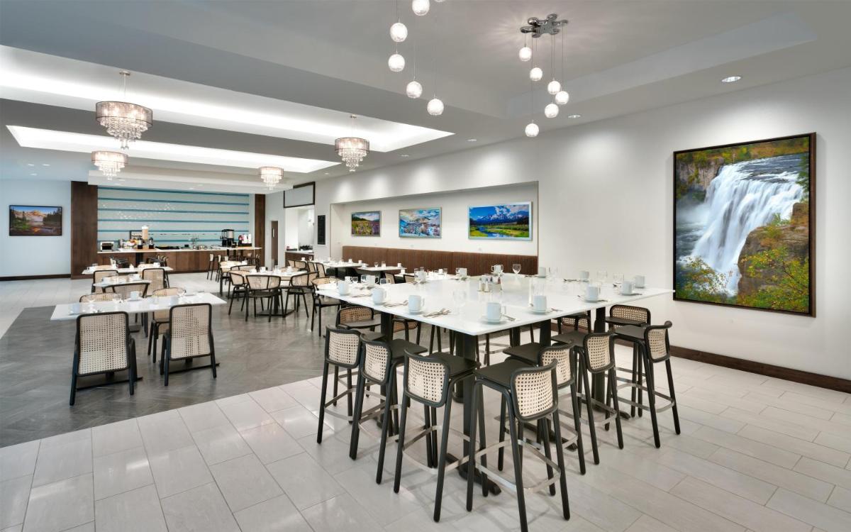 Hilton Garden Inn Boise Downtown - Housity
