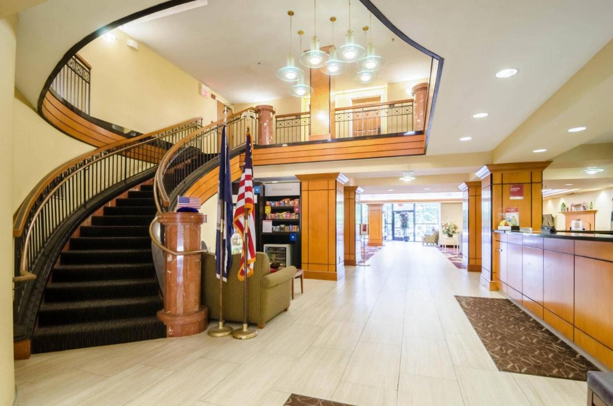 Comfort Suites Innsbrook - Short Pump - Housity