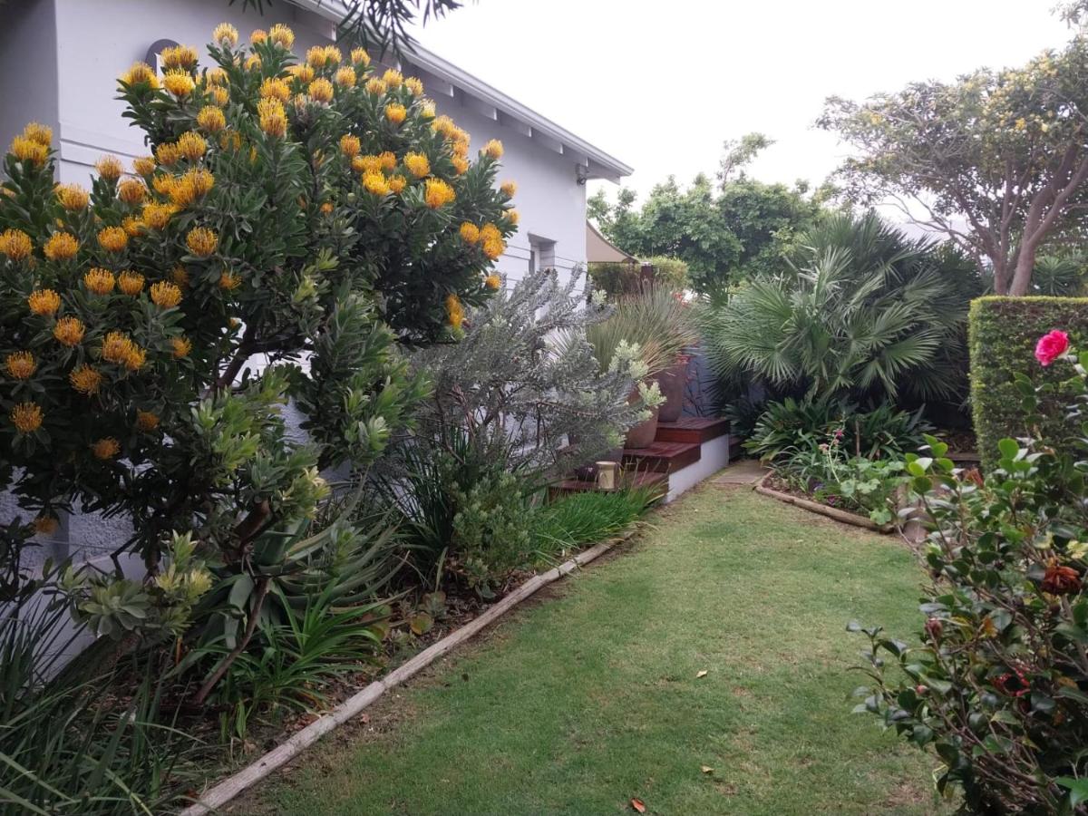 B's Place - Housity