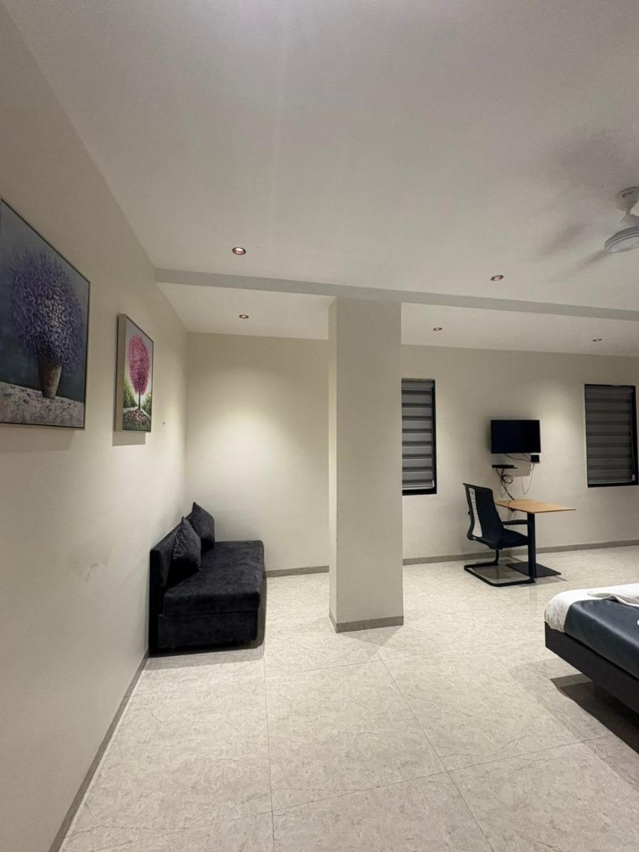 Hotel Govind Regency - Housity