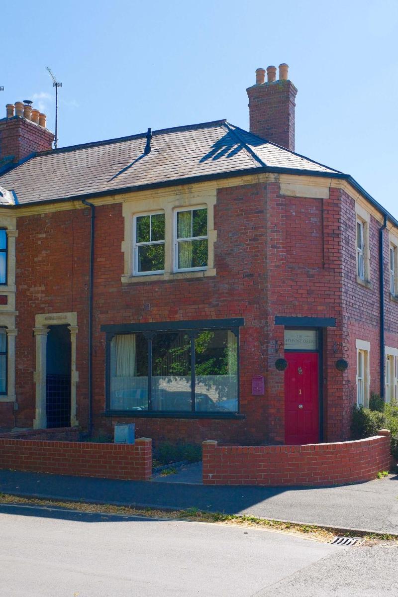 The Victorian Post House - Central Frome - Housity