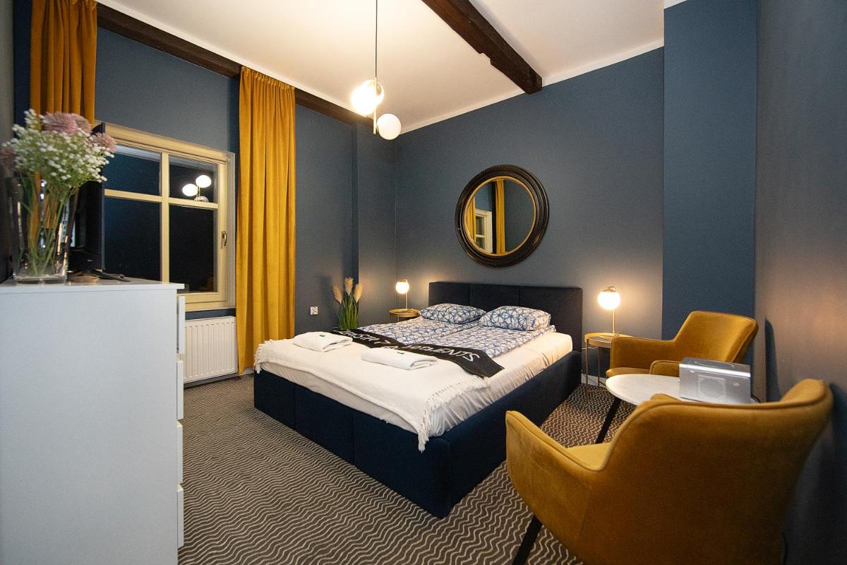 CIENISTA 7 APARTMENTS - Housity