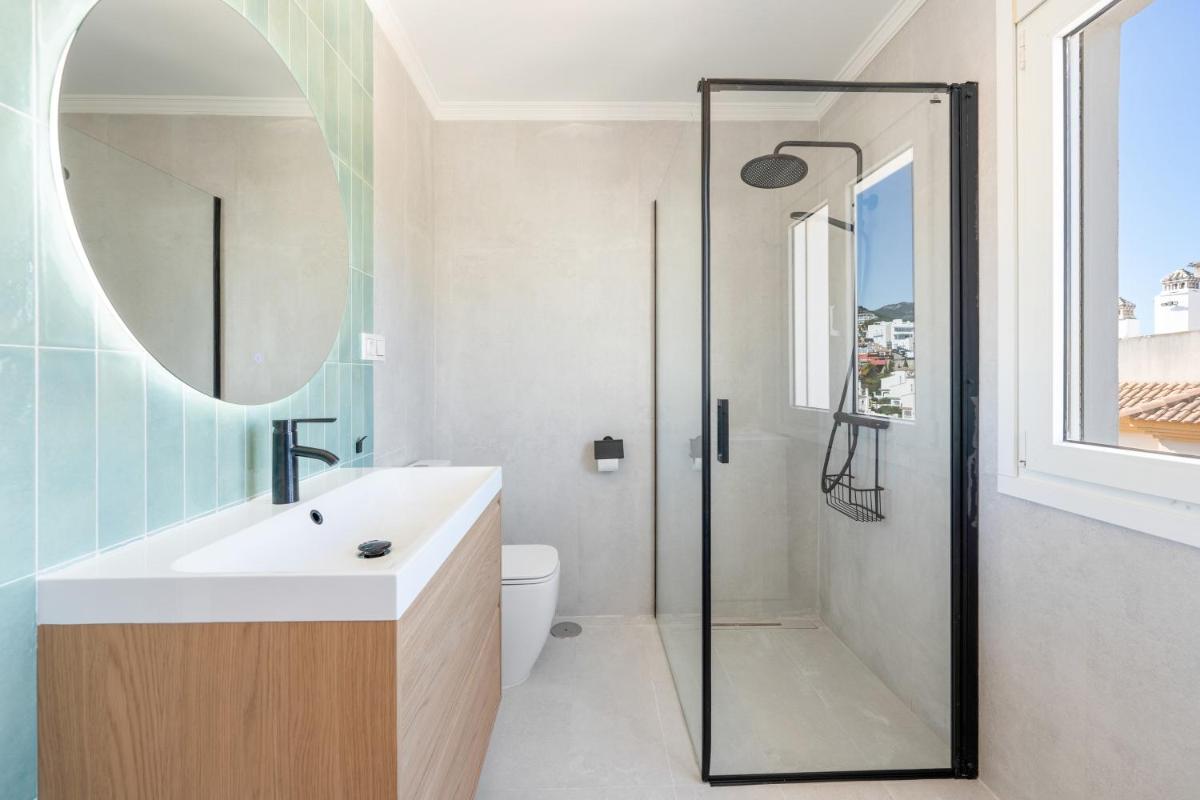 Balcon de Benalmadena Ocean Views - Housity