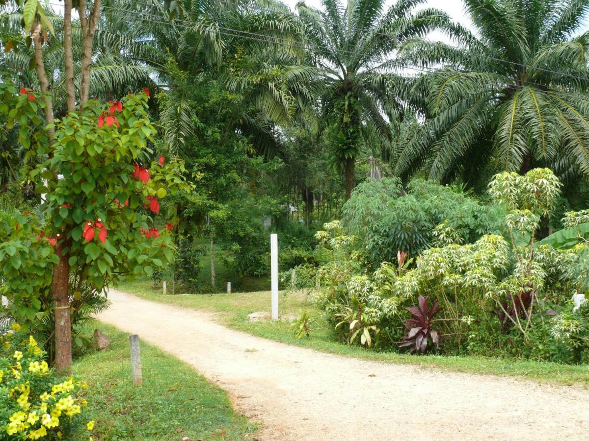 Suitetrails - Suan Bang Bon Guest House