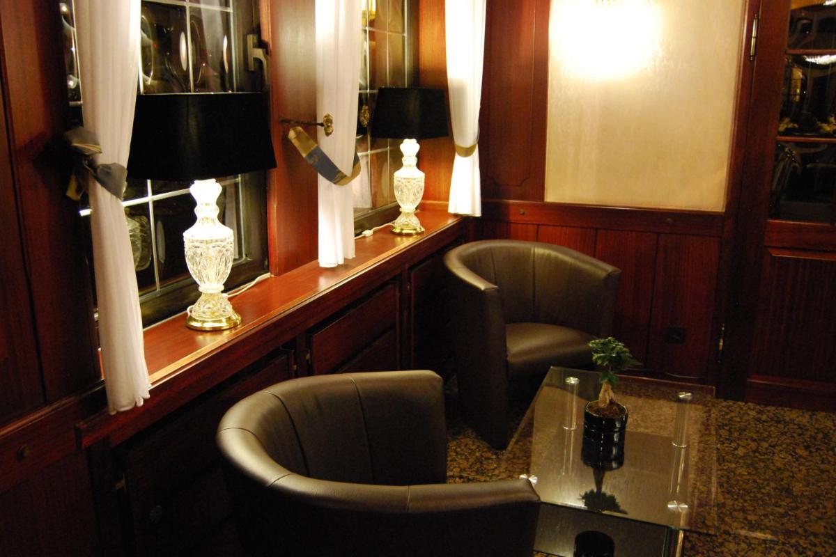 Parkhotel Bergheim - Housity