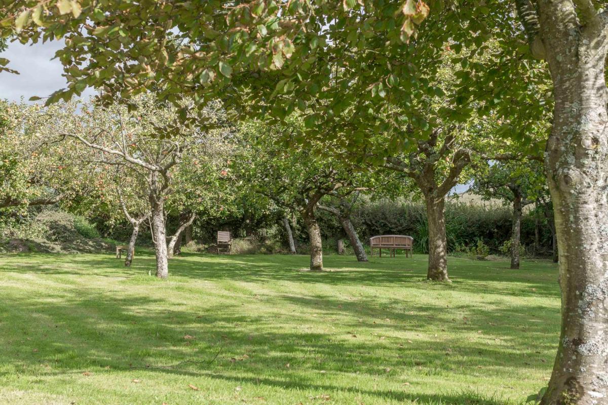 The Linhay Eastleigh - Housity