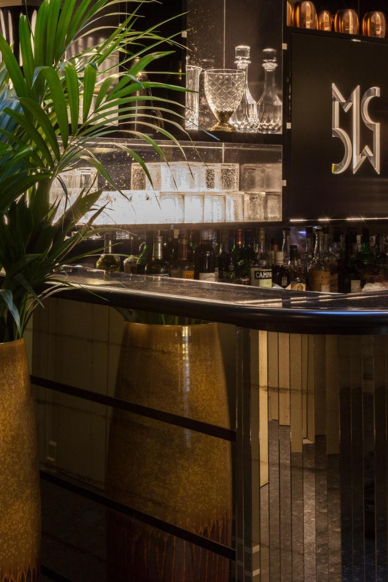 Salon ou bar de l'établissement Monsieur Cadet Hotel & Spa