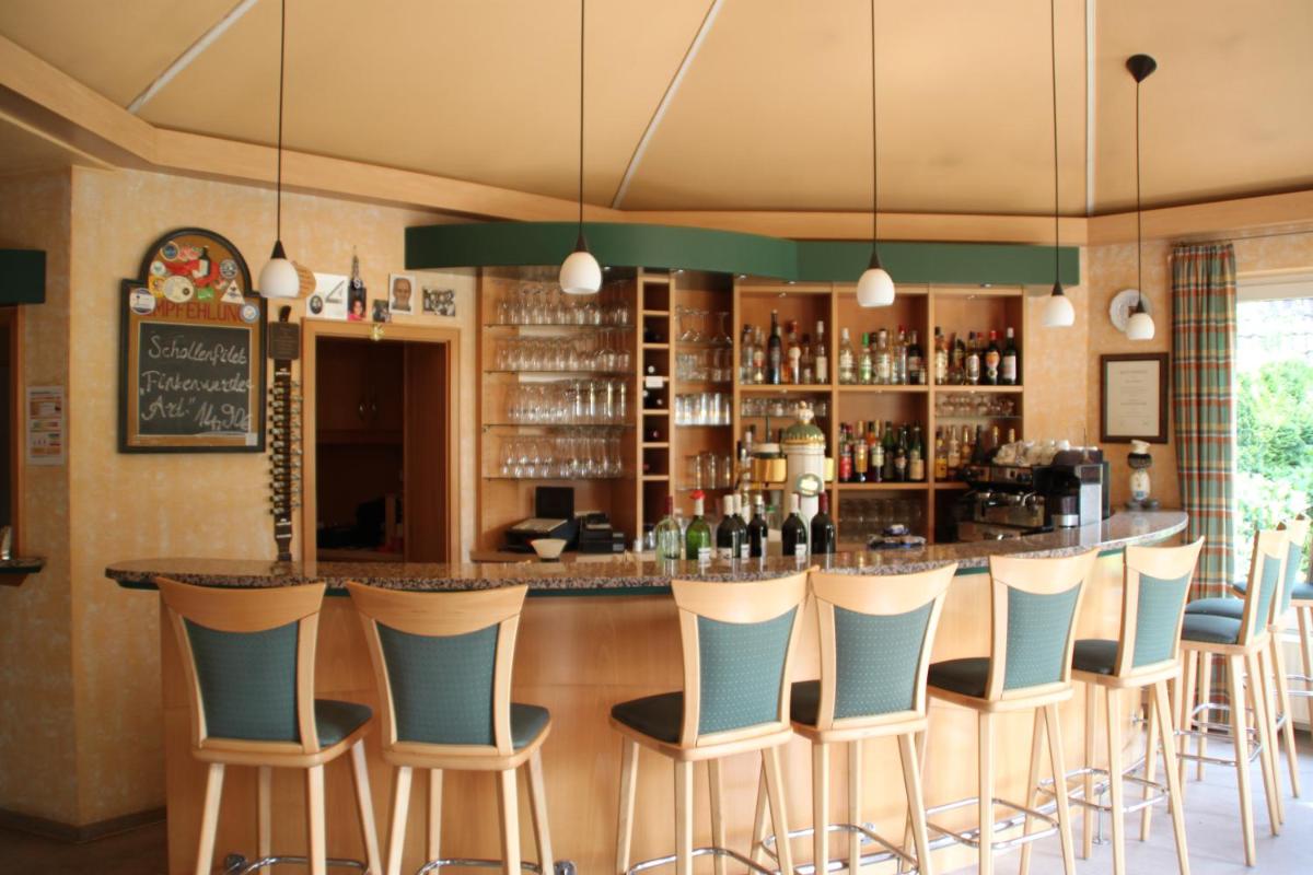 Hotel Neuses - Housity