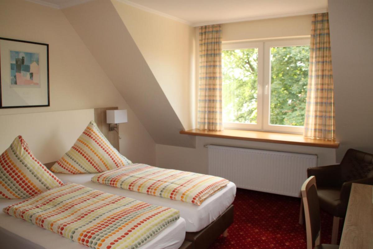 Hotel Neuses - Housity