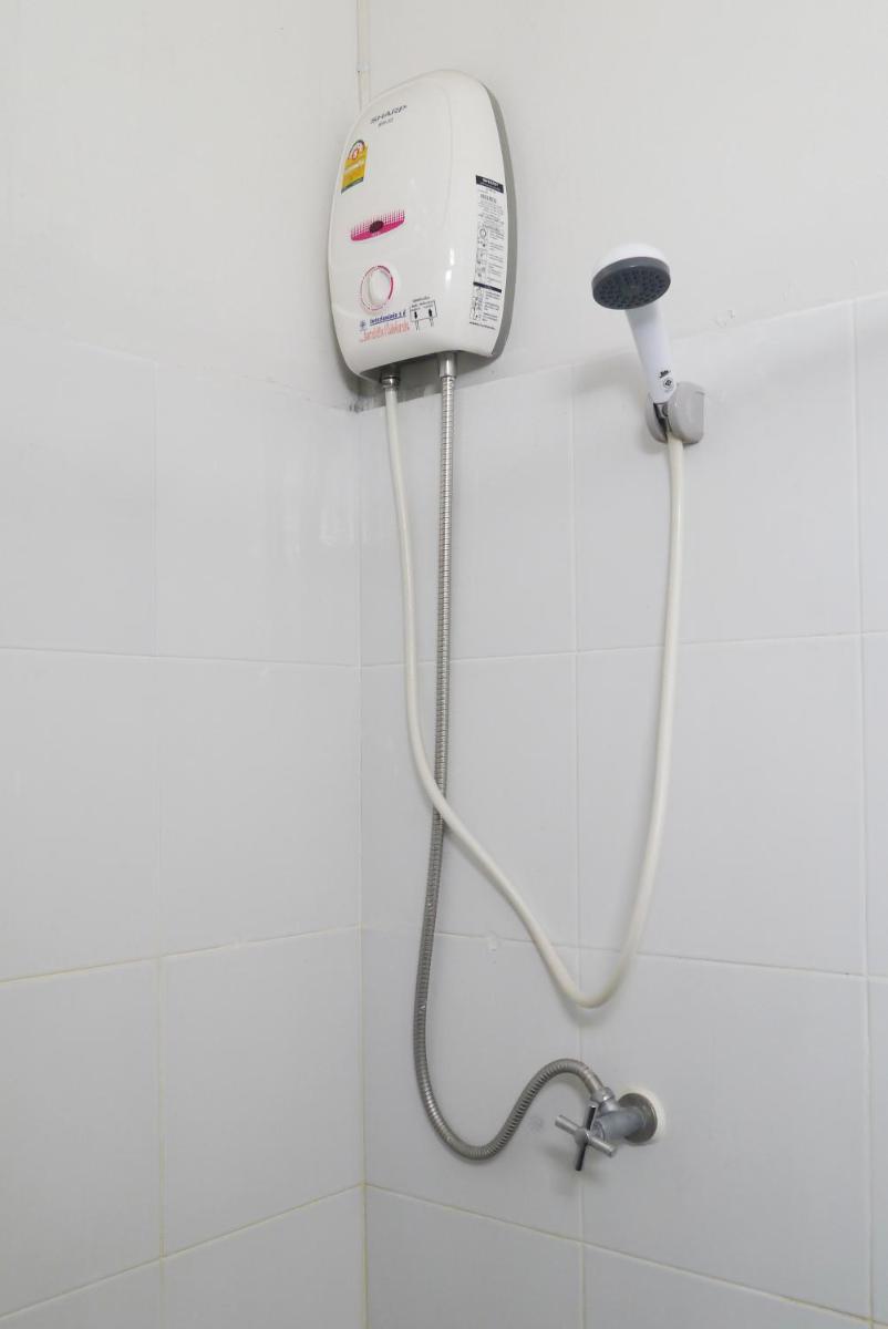 Baan Mai Guest House - Housity