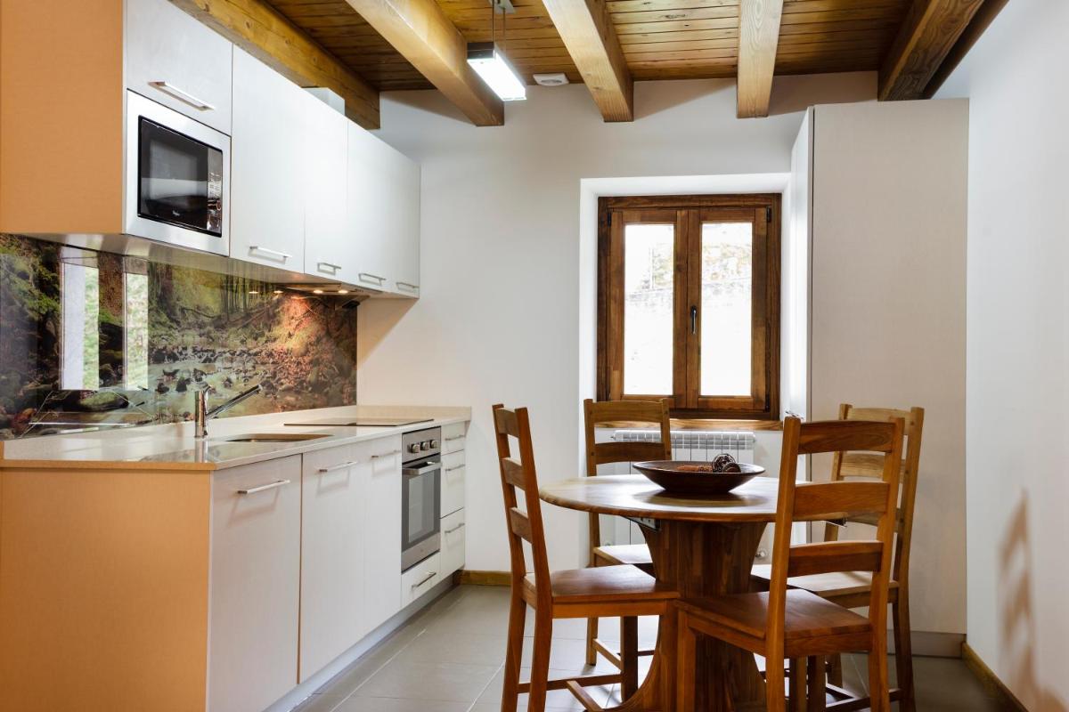 Alojamientos Rurales Apezarena - Housity